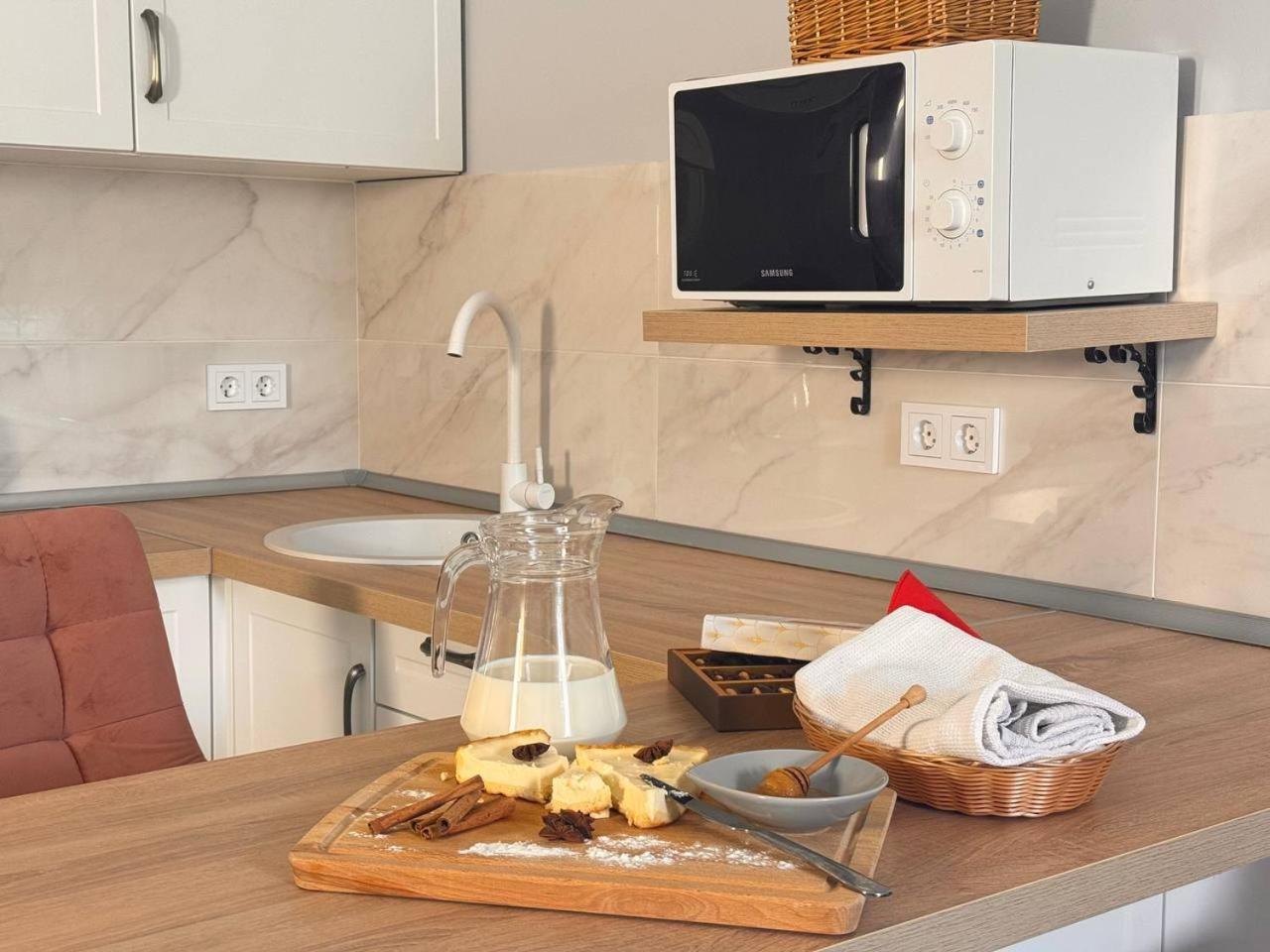 Apartment жк Gagarin Park возле трц Mega Center Flat 174 Almaty